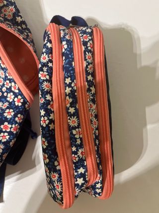 Mochila para clase de pepe jeans con estuche a jue