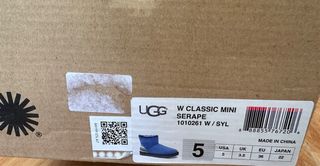 Botas UGG azules, talla 36