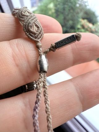 Pulsera Pandora macramé beige