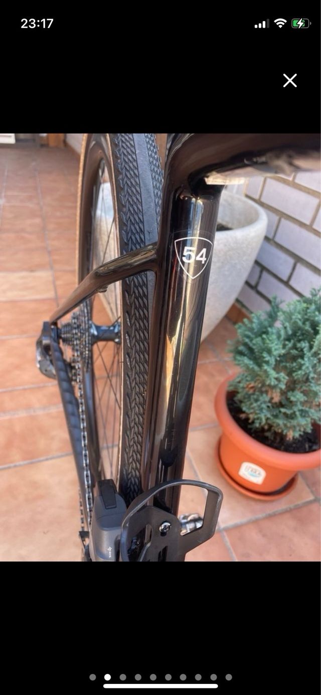 Specialized Diverge: Cuadro carbono