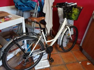 Bicicleta paseo blanca mujer 