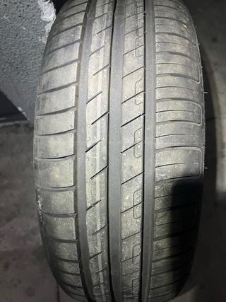 Llanta Saxo VTS - Neumático nuevo