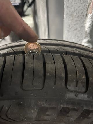 Llanta Saxo VTS - Neumático nuevo