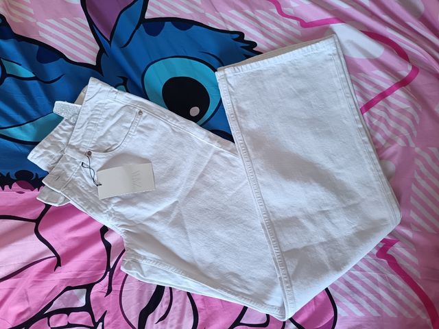 Pantalones blancos rectos