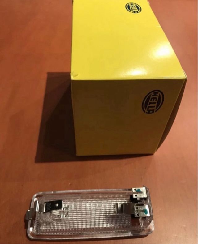 Luz interior plafón Porsche 924/944 Hella