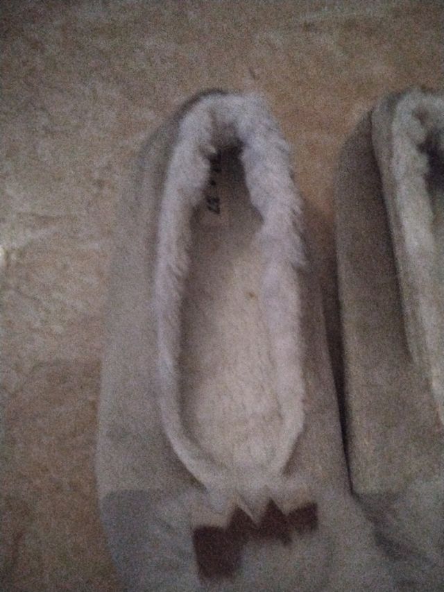 Pantuflas Invierno - Corona con brillantina dorada