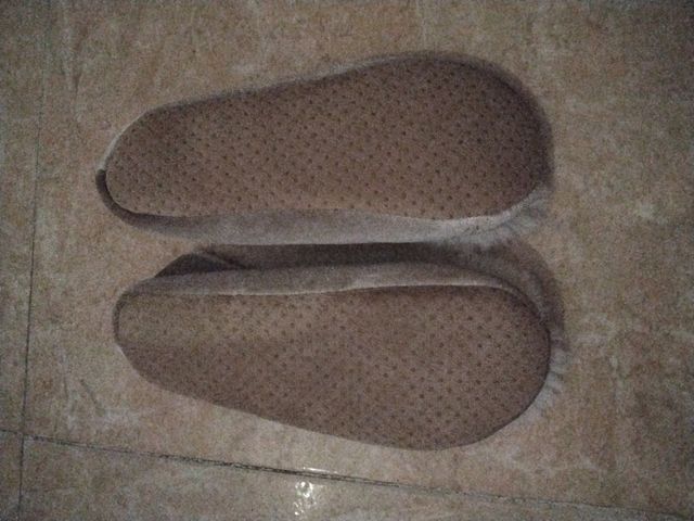 Pantuflas Invierno - Corona con brillantina dorada