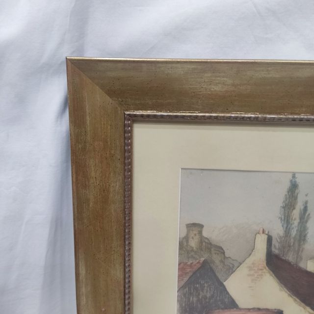  Marco dorado con paspartú y lámina .