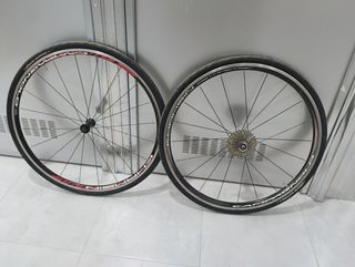Llantas Campagnolo Khamsin