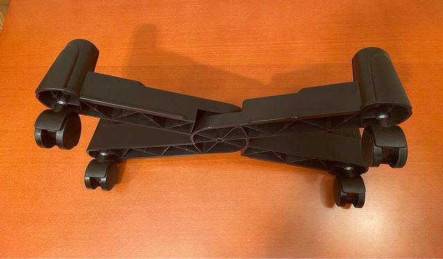 Soporte CPU con ruedas negro “OFERTA”