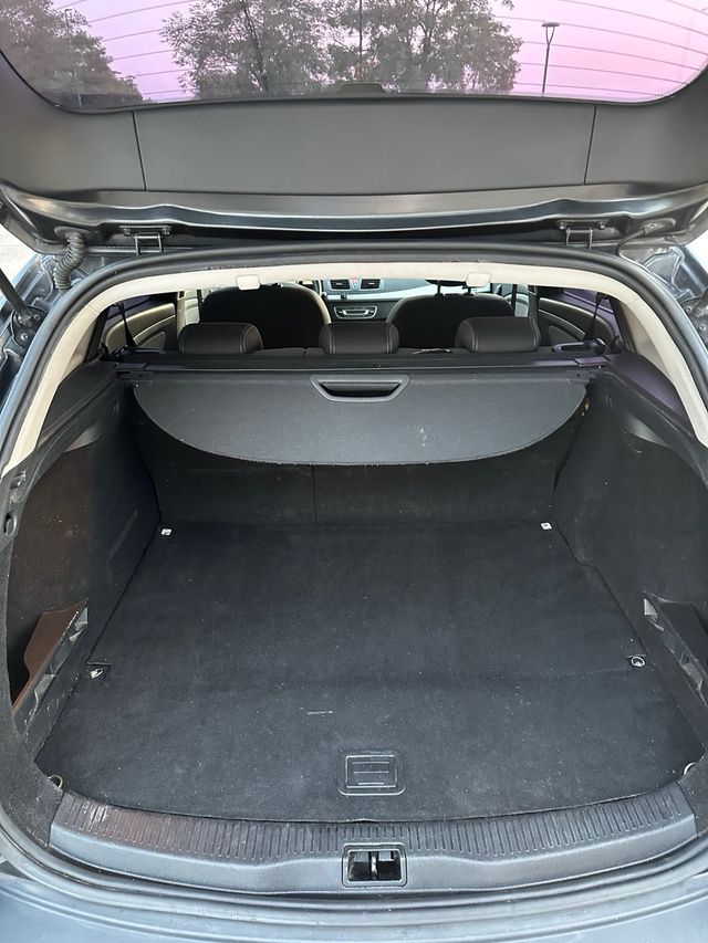 Renault Megane Sport Tourer COMO NUEVO