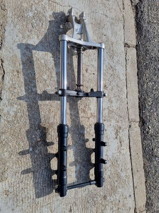 Horquilla yamaha xmax 400 2021
