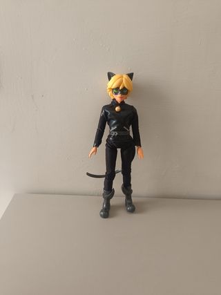 Figurina Cat Noir Miraculous nuova