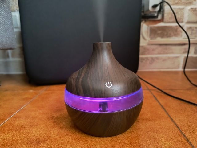 Diffusore aromi 300 ml USB legno scuro
