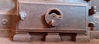 Estufa de leña Salamandra. Producto exclusivo.