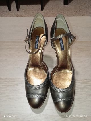 Tacones Dolce & Gabbana dorados