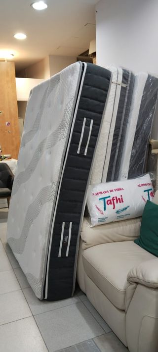 COLCHÓN HUKLA GERMANY 150x190x29 SEMINUEVO