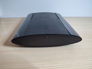 Consola Playstation 3 Super Slim 12 GB
