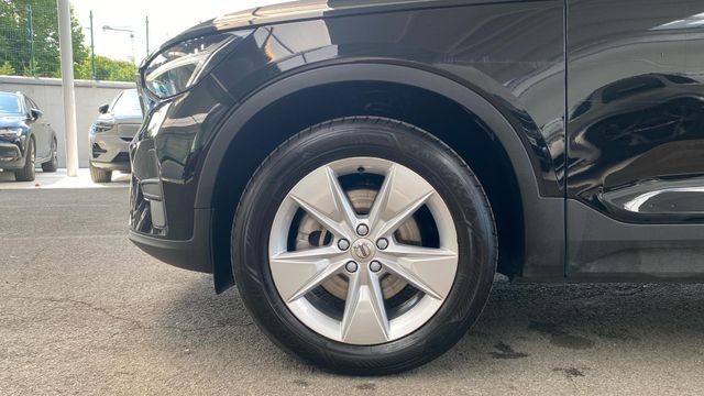 VOLVO XC40 todoterreno 2.0 B3 CORE AUTO 5P