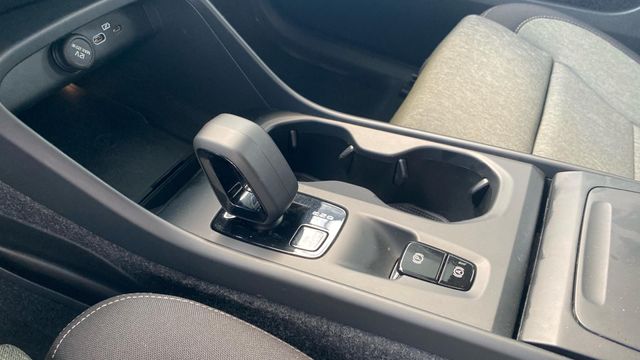 VOLVO XC40 todoterreno 2.0 B3 CORE AUTO 5P