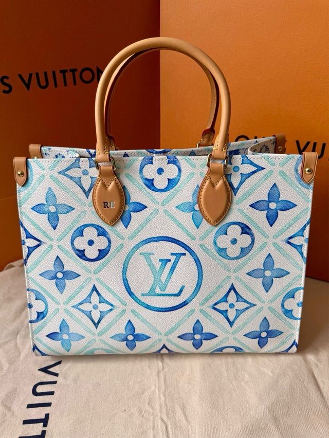 Louis Vuitton On The Go MM Lagoon Blue con factura