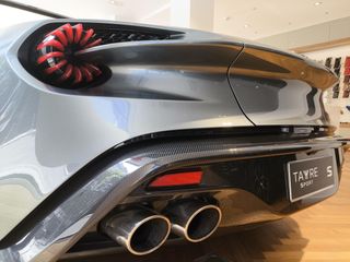 Aston Martin Vanquish Zagato Speedster