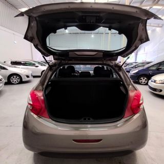 PEUGEOT 208 5P ACCESS 1.4 HDi 68