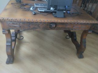 Mesa madera antigua