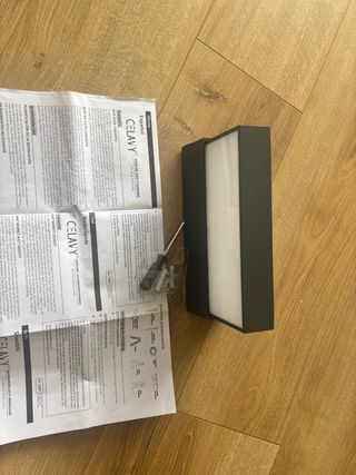 Lampada da parete LED CELAVY nera e argento