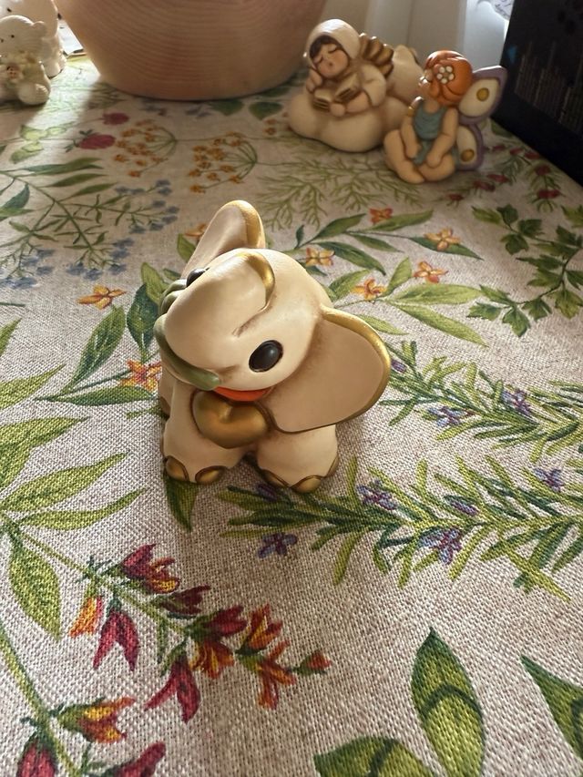 Elefante Thun portafortuna