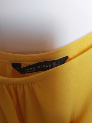 Camiseta Amarilla Zara