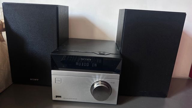 Sony CMT-S20 Mini Hi-Fi Stereo