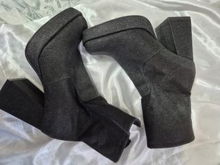 Botines negros glitter tacón alto