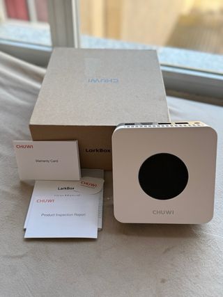Mini PC CHUWI blanco