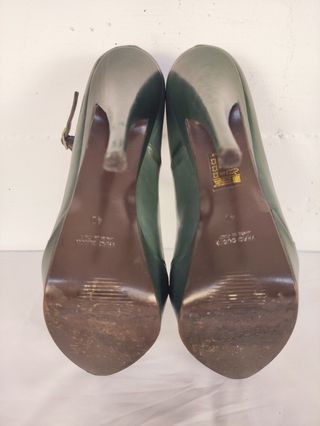 Décolleté verdi tacco alto