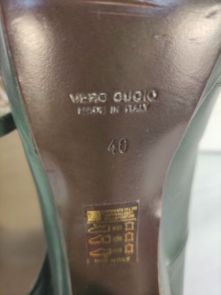 Décolleté verdi tacco alto