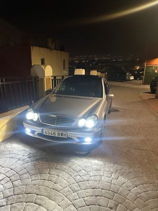 Mercedes-Benz Clase C 2001