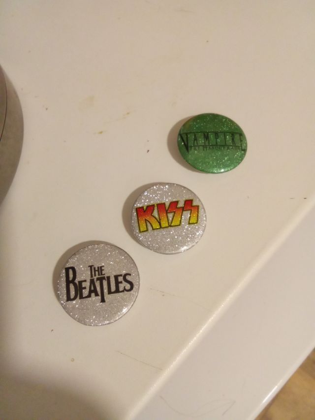 Chapas custom premium por encargo