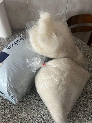 3 Bolsas Pelo Cabra (500g c/u) cinco euros la bols