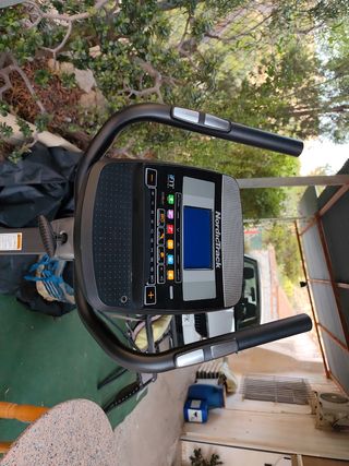 Bicicleta estática HealthRider R3000T