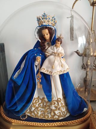 Virgen con Niño - Antigua - Bélgica,realizada en c
