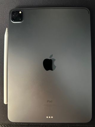 iPad Pro 11" 2021 + Pencil 2 + Teclado