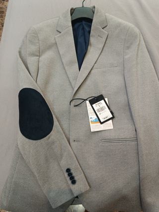 Americana gris Easy wear( corte inglés)talla 46