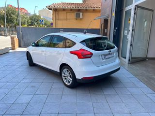 Ford Focus 1.0 125Cv Titanium ¡¡REVISION EN FORD!!