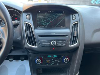 Ford Focus 1.0 125Cv Titanium ¡¡REVISION EN FORD!!