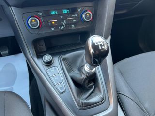 Ford Focus 1.0 125Cv Titanium ¡¡REVISION EN FORD!!