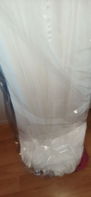 Vestido novia blanco con pedrería 