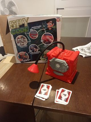 Juegos de mesa: Spy Code + Chrono Bomb