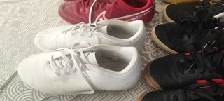 11 zapatillas deportivas usadas