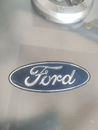 Emblema Ford clásico